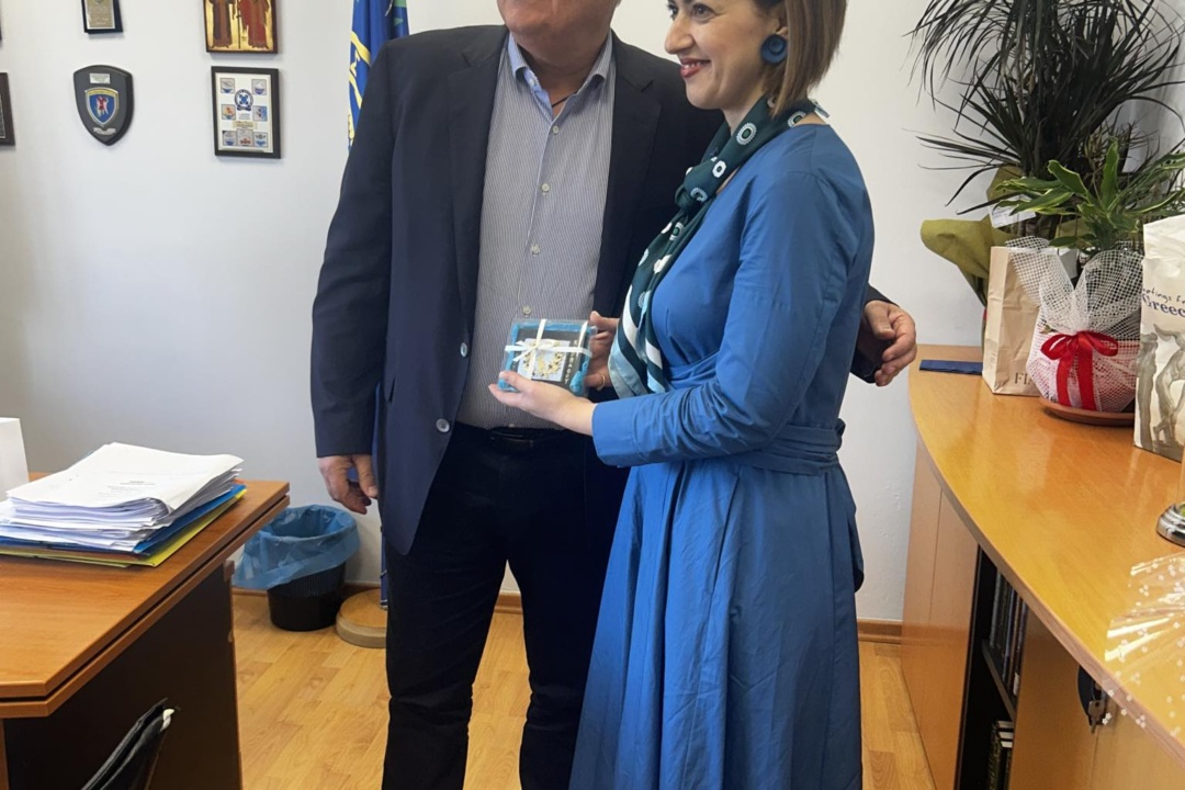 Η Αναπληρώτρια Υπουργός Υγείας στο Δημαρχείο Καρπάθου: «Με τη συνεργασία σας κ. Δήμαρχε θα λύσουμε τα προβλήματα»